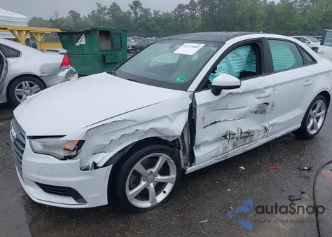 2015 Audi A3 2.0T Premium z USA, uszkodzony, nr VIN WAUBFGFF1F1125469